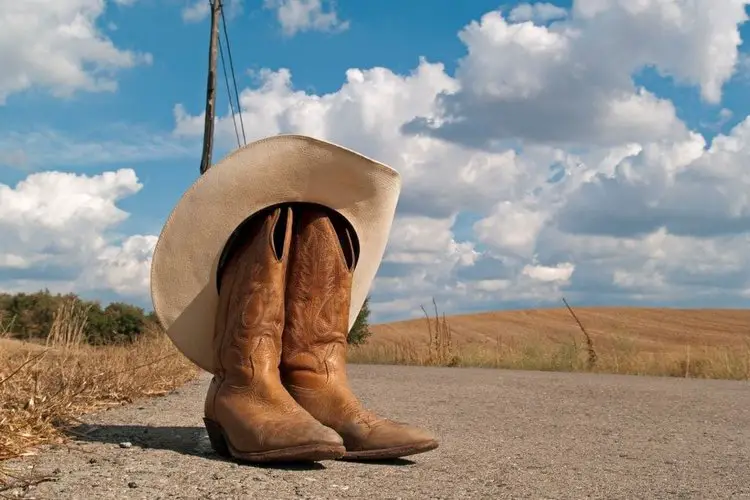 How to stretch cowboy boots at home