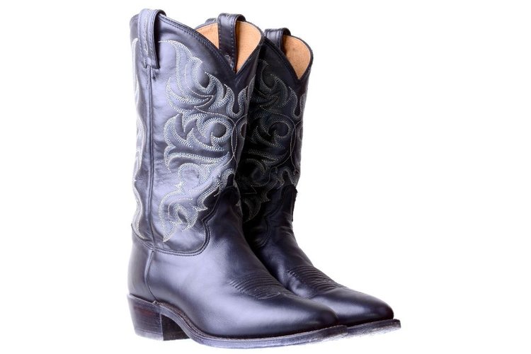 How To Dye Cowboy Boots Black The 3 Simple Steps From The Guest Room