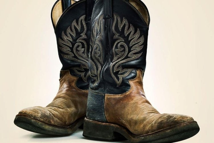 There are 5 features of Durango cowboy boots that you will enjoy: Design, Comfort, Safety, Durability and Fit. Design: The Durango’s design is flexible and comfortable to wear all day. However, Durango boots are more similar to work boots than cowboy boots. They are usually called western work boots. Also, the beauty of Durango boots may surprise you. They have very few pairs featuring gentle beauty. Instead, Durango cowboy boots are cool, strong and masculine. Comfort: Durango boots take the cake when it comes to comfort. You won’t be able to find any brands with such comfort like Durango boots. Safety: One of Durango’s advantages is the high safety due to the inherited features of work boots. You can count on them. Durability: Like other cowboy boots, Durango cowboy boots last long. This durability might not be outstanding compared to other brands, but enough for you to be satisfied. Fit: Compared to many other brands of cowboy boots, Durango’s cowboy boots have received very few complaints about not fitting true to size. Final Thoughts: It’s a good decision to own a pair of Durango cowboy boots.