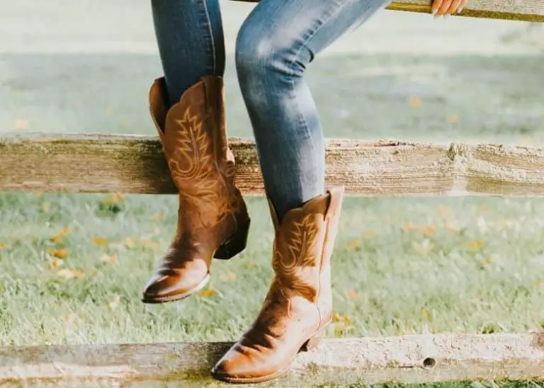stretch hunter boots calves