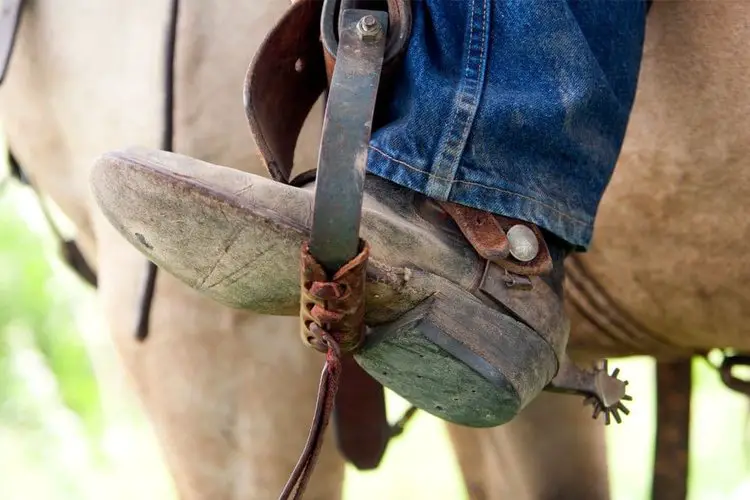 Cowboy boots are a special type of boots distinct from the rest, from the design, style, appearance, or use. For newbies, there are many questions about these unique and long-standing boots. Among these questions about cowboy boots, we get a pretty compelling one: “Why do cowboy boots have smooth soles?” The answer is very simple, follow us to find out!