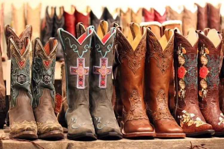 How Do I Keep My Cowboy Boots from Cracking? Detailed Instructions