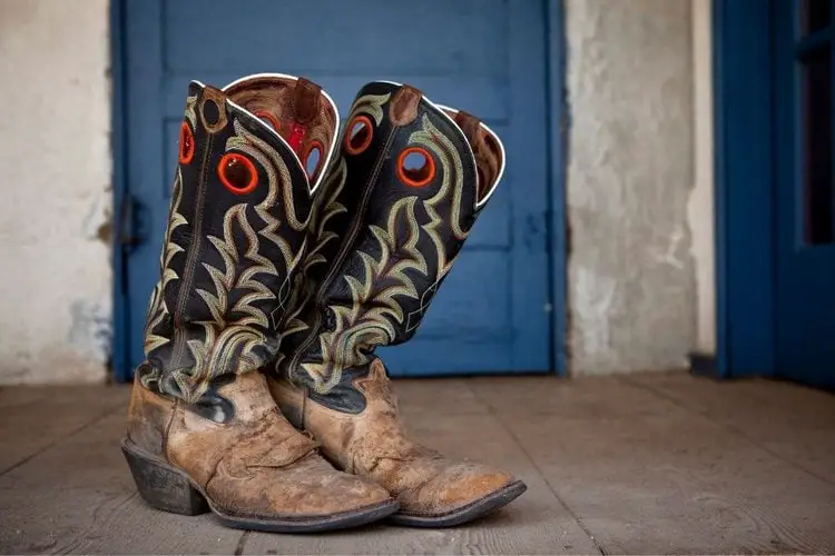 How To Clean The Inside of Cowboy Boots? | A detailed guide for you