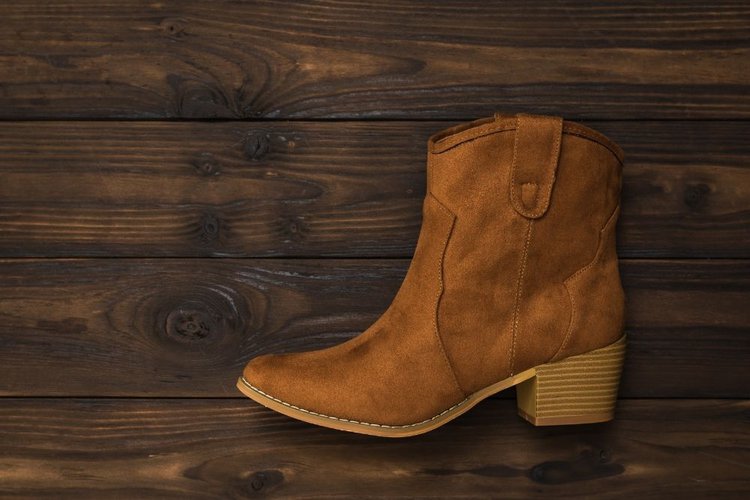 Suede vs Leather Cowboy Boots