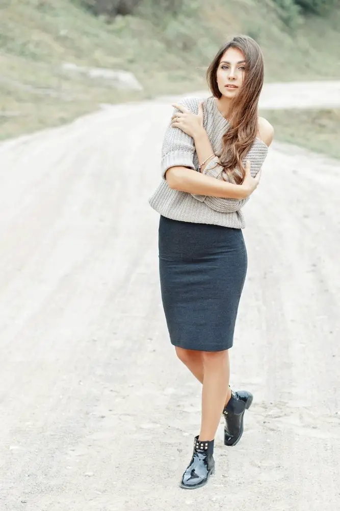 Skirts to Wear with Cowboy Boots 12 Amazing Types, Outfit Ideas and