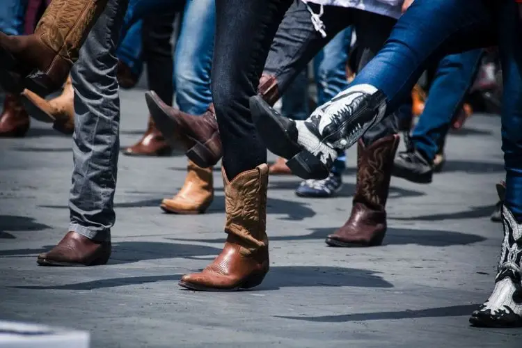 many people wear cowboy boots for dancing