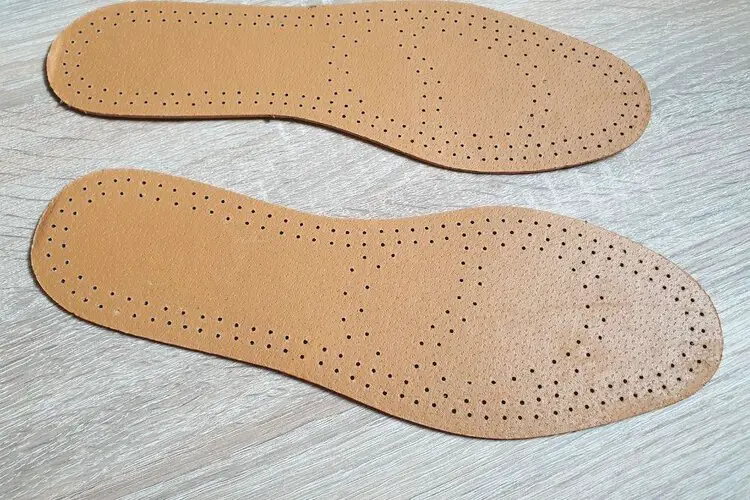 Keep leather insole dry