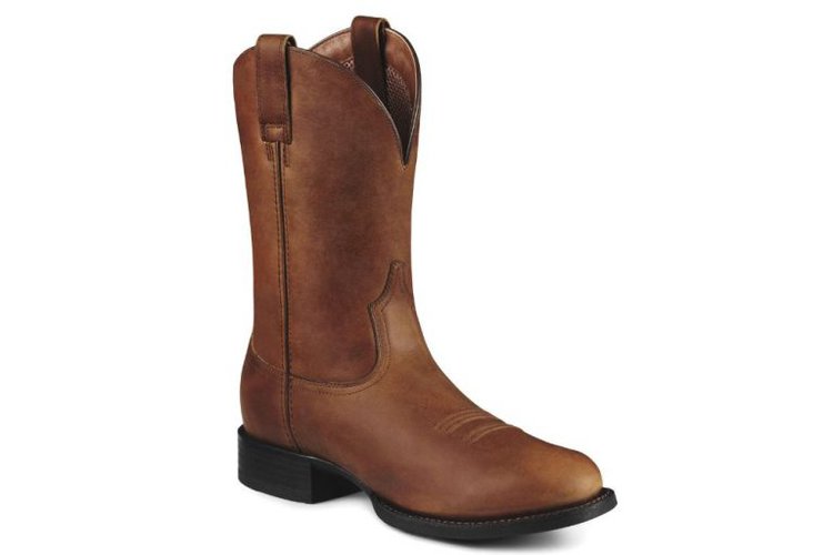 Why Do Truck Drivers Wear Cowboy Boots? The 6 Main Reasons From The