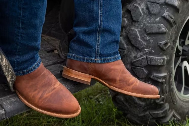 The Earl goat leather boots of Tecovas