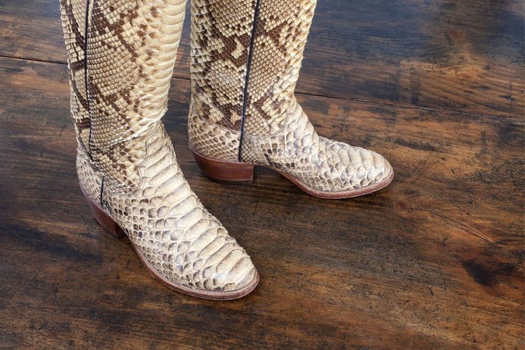 snake cowboy boots
