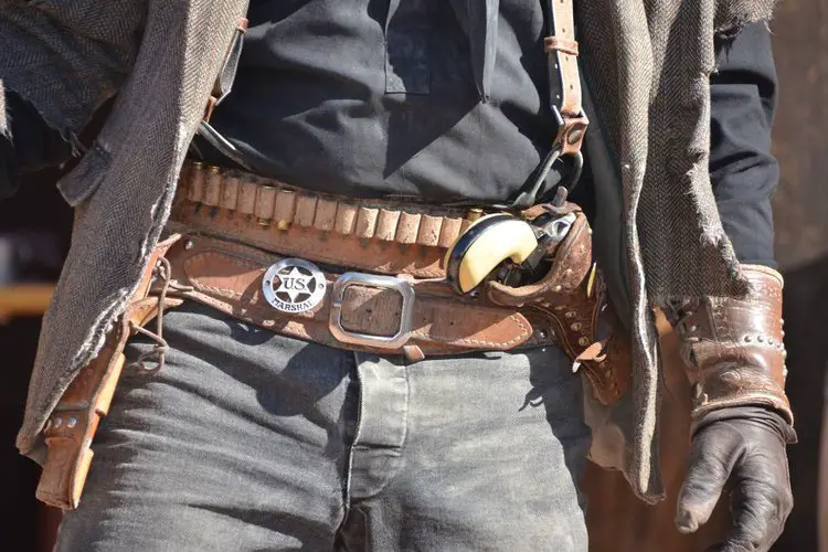 cowboy wear fade jeans with brown belt