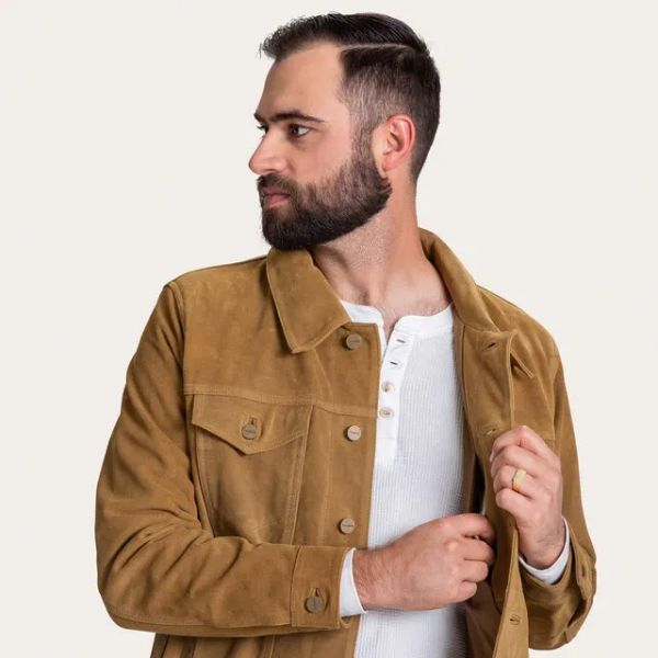 Man wear suede jacket