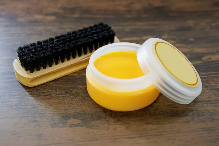 saddle soap and horsehair brush