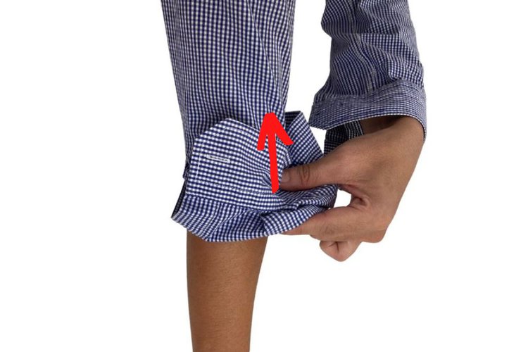 Roll the cuff over itself