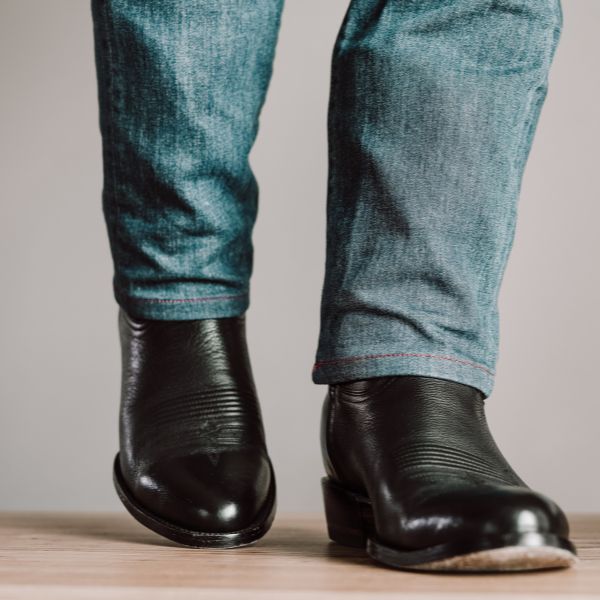 Men wear chisos no.1 cowboy boots