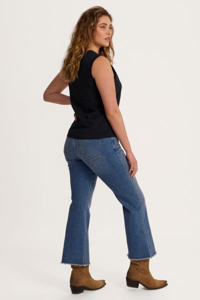 WOMEN'S HIGH-RISE FLARE JEAN