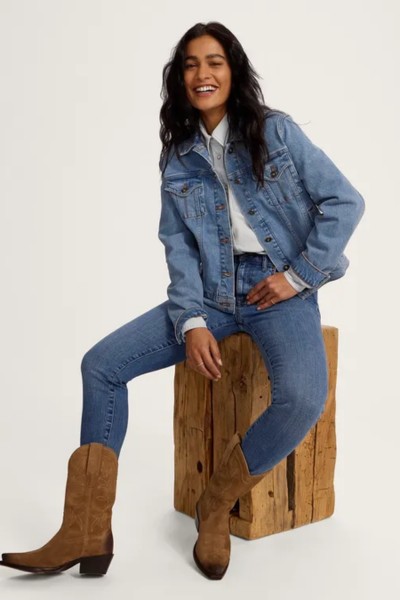 Tecovas WOMEN'S DENIM TRUCKER JACKET