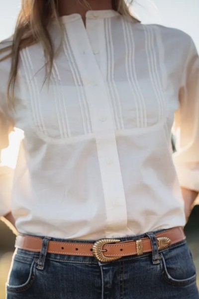 WOMEN'S SOLID BUTTON DOWN (1)
