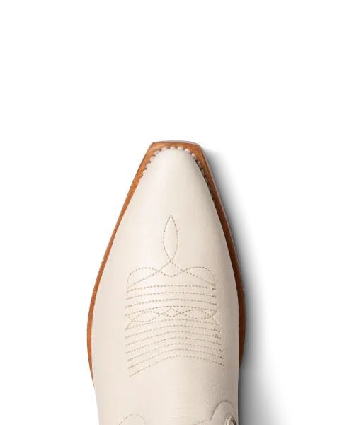 The toe of the Annie boot
