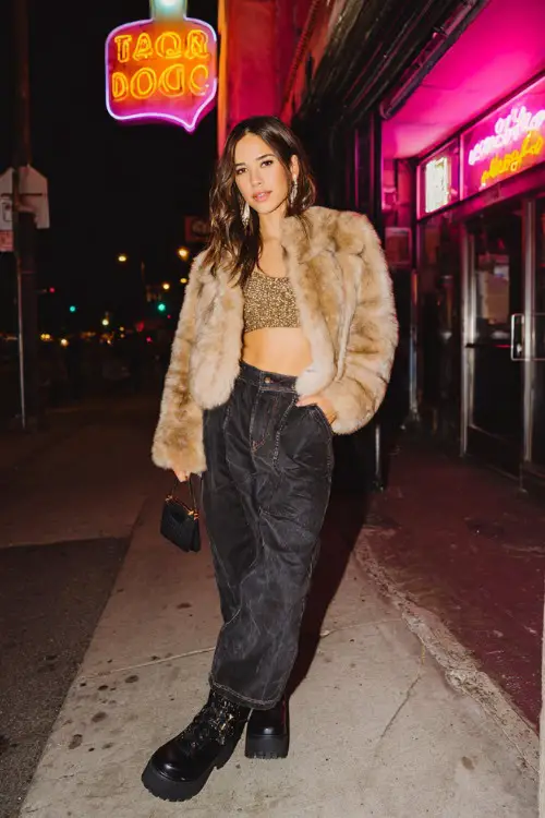 Y2K Outfits with Baggy Jeans: The Cool-Girl Way to Style Relaxed Denim